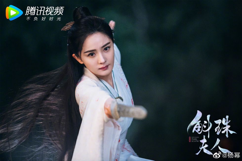 新剧播6集喊了132次“师父”　网调侃杨幂“魔音”	