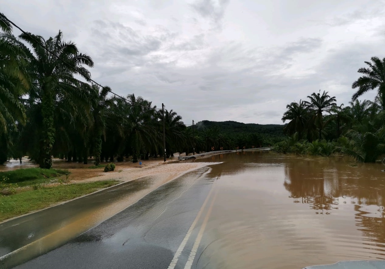 柔：甘榜新邦洛伊道路暂关闭   民众受促使用替代公路