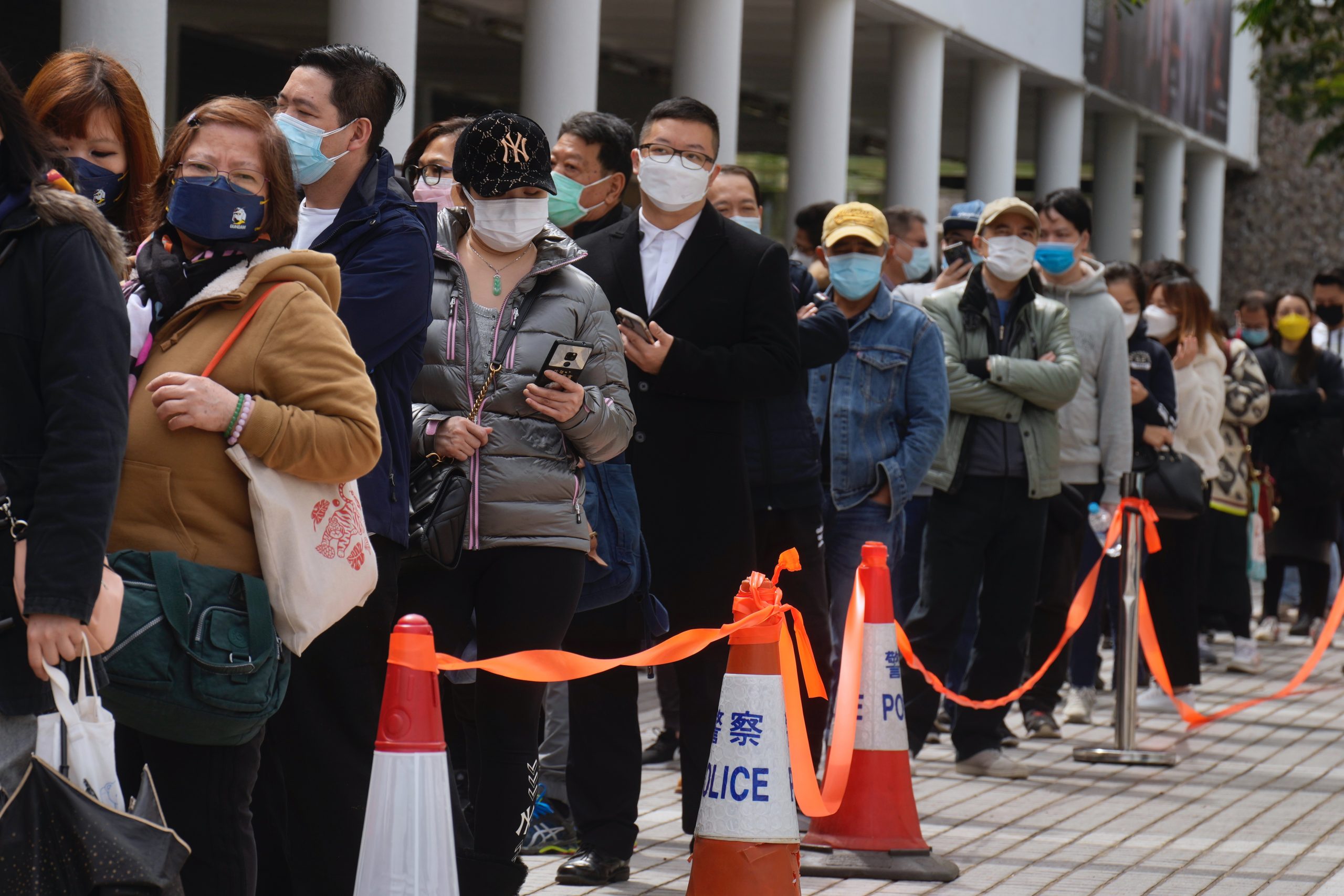 港府订紧急情况规例 为中央援港抗疫提供法律框架