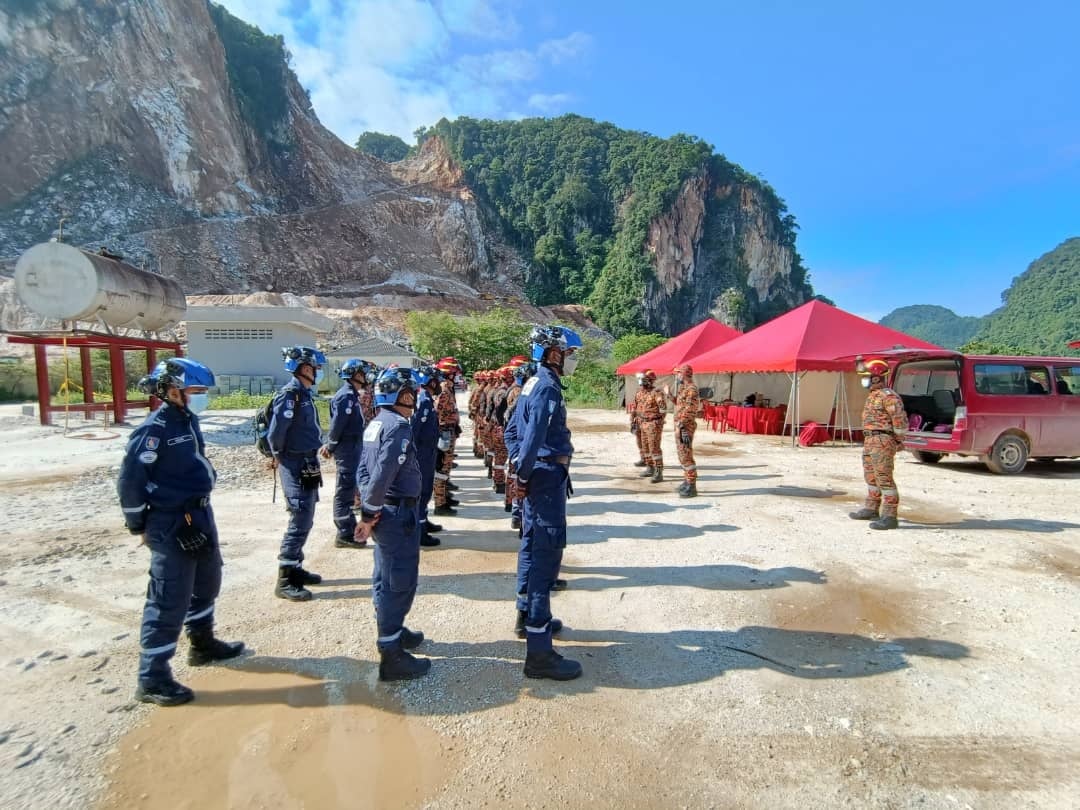 大霹雳时事焦点／新邦波赖石崩 续移除大岩石侦测被埋者确实位置