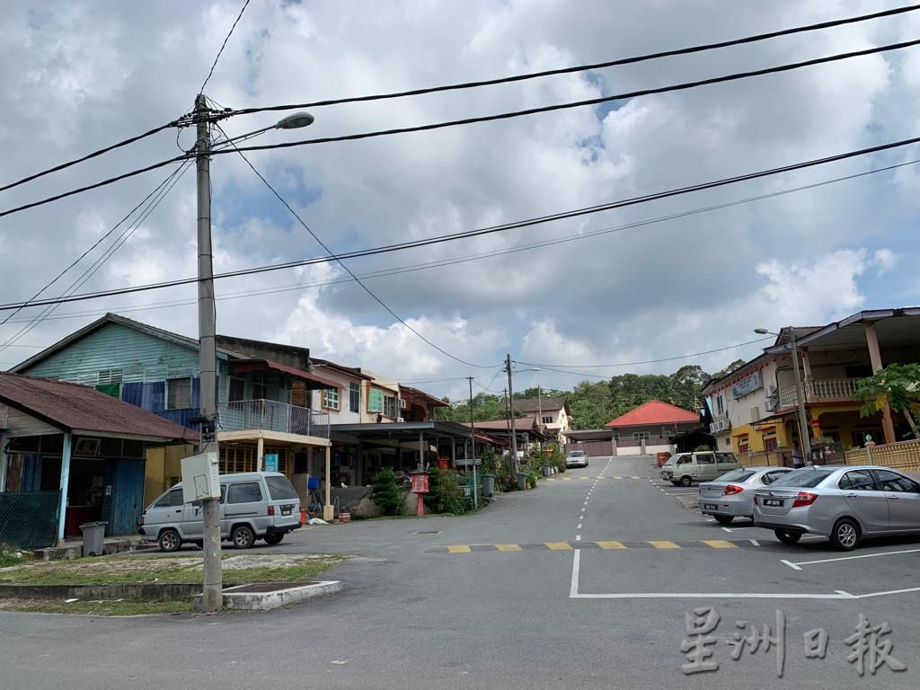 乡镇情深 | 71年历史马来地名为名 林鲁新村悠闲小村庄