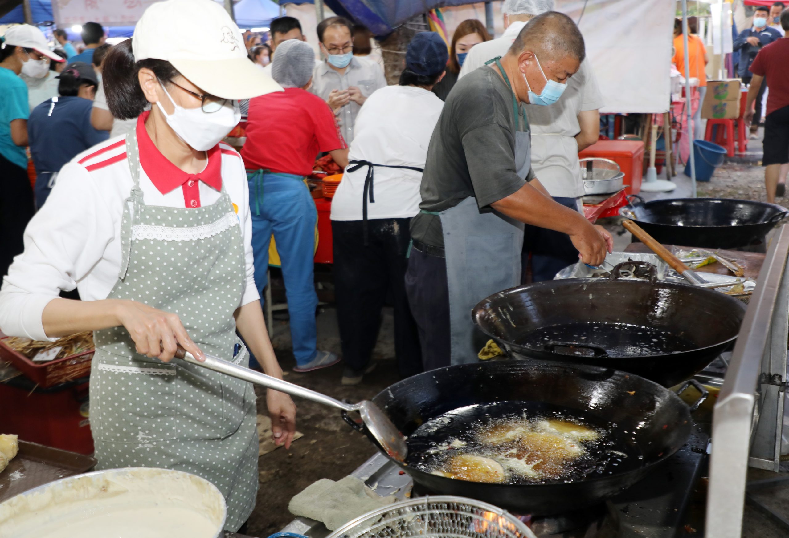 大都會封面：九皇爺誕吃“貴”素，惟漲價卻不減份量