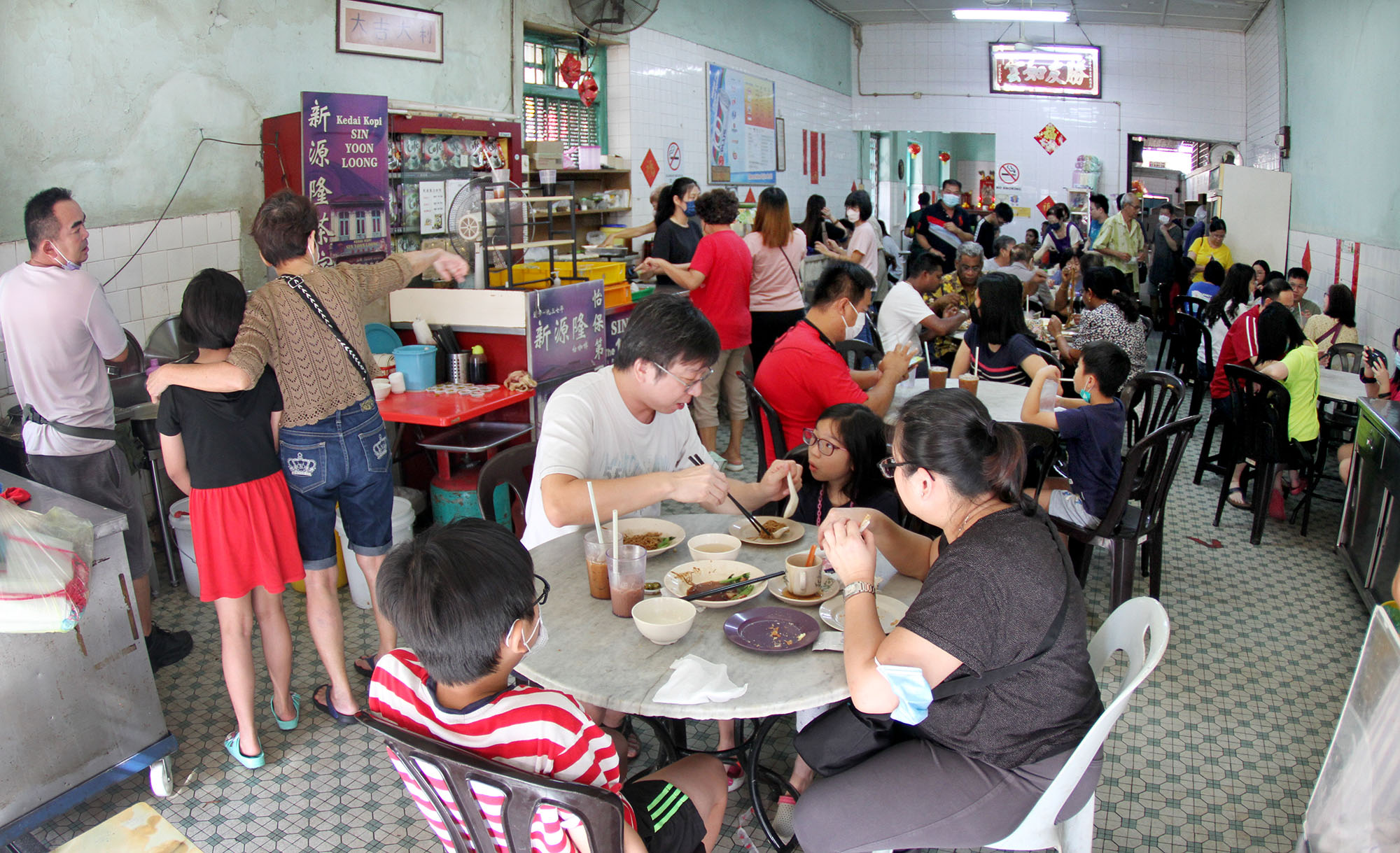 大霹靂時事焦點／學校假期食遊怡保 勿亂停車免接罰單