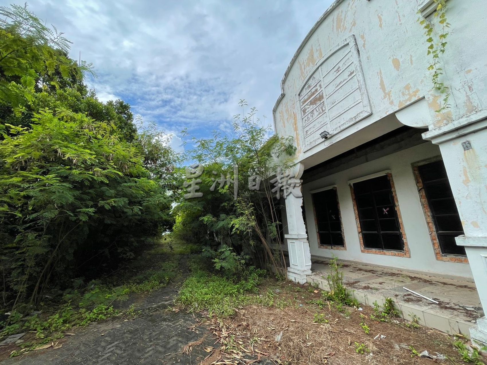 （古城第二版主文）葡村酒店荒废多年引起民生问题