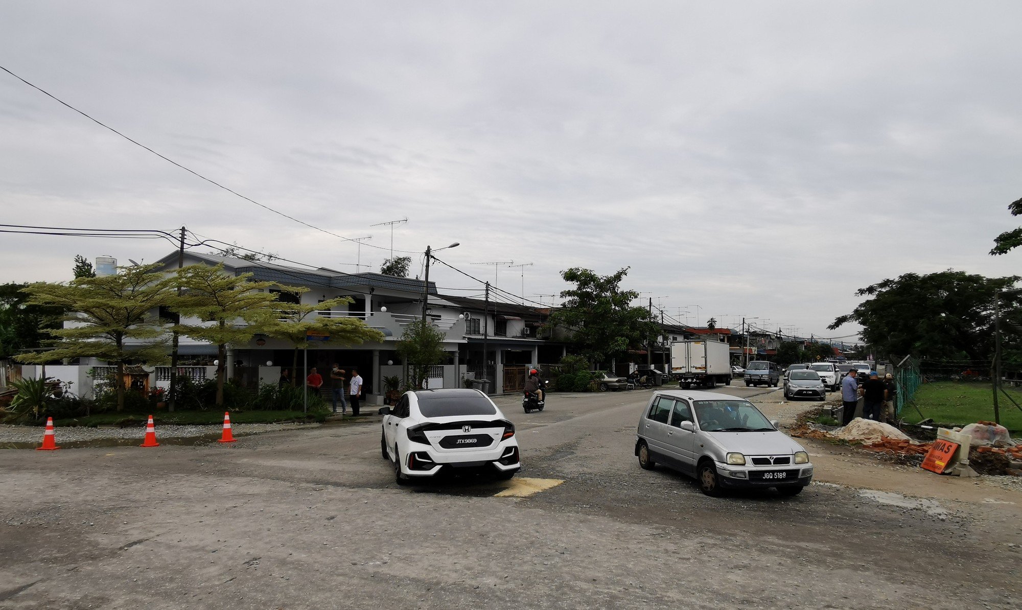 民生特工队：峇进步花园扩建道路，居民反对“割路”至家门前