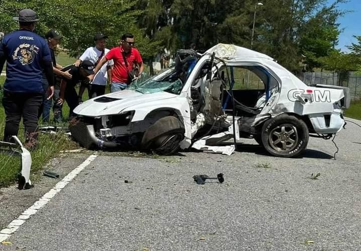 東：在貢巴達賽道舉行的競速賽車比賽發生死亡事故，一輛賽車在轉彎時失控，偏離賽道衝向旁邊大樹，導致車手重傷死亡。