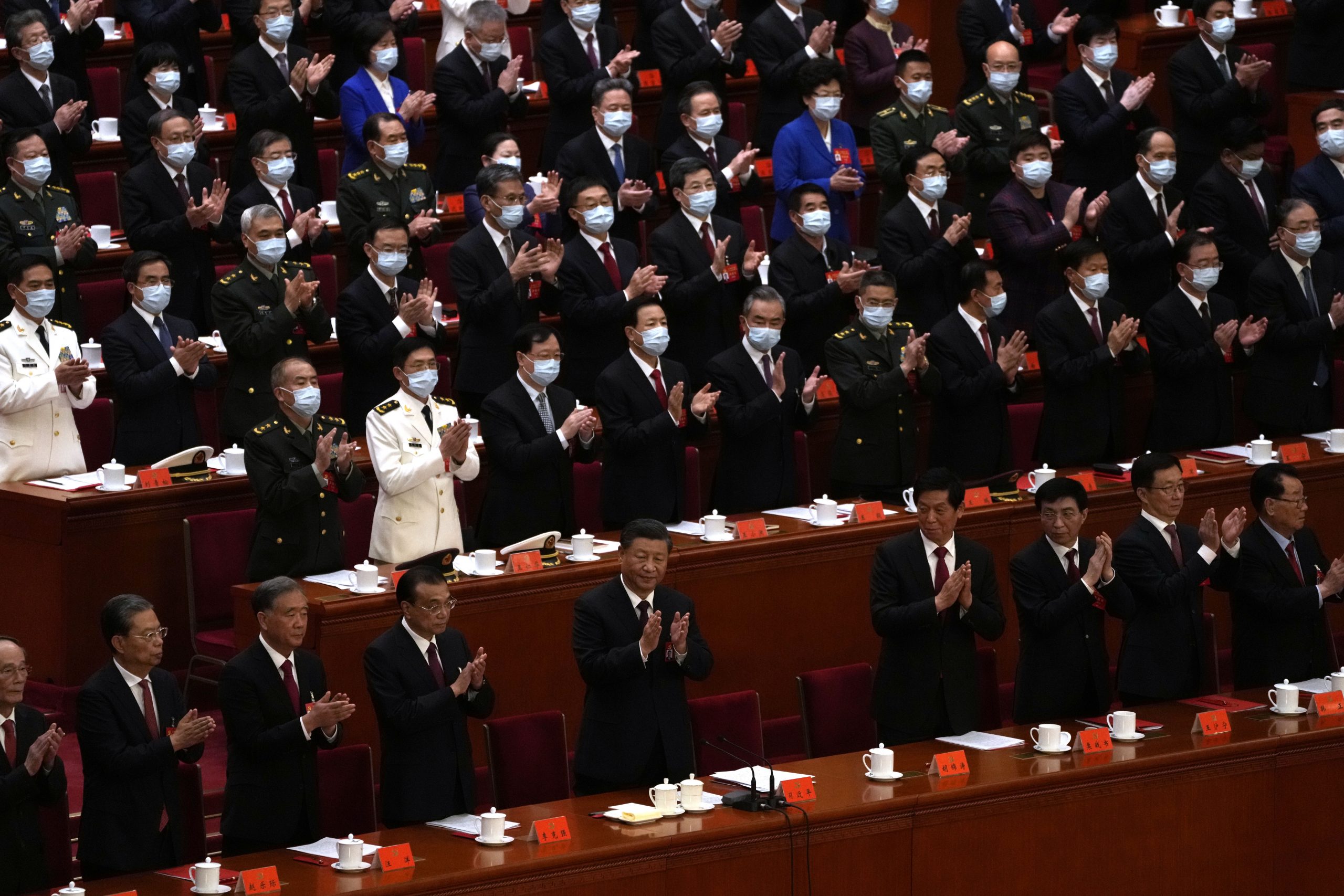  二十大闭幕 大会通过中共党章修正案 　“反对台独”写入党章