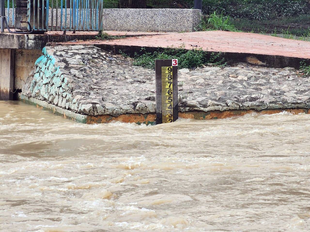 （古城第十版主文）天气预报投票日甲降雨，涨潮时间低洼地有水灾的风险