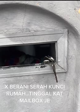视频 | 好房东RM400租双层排屋·地狱租客留下动物粪便臭尿味