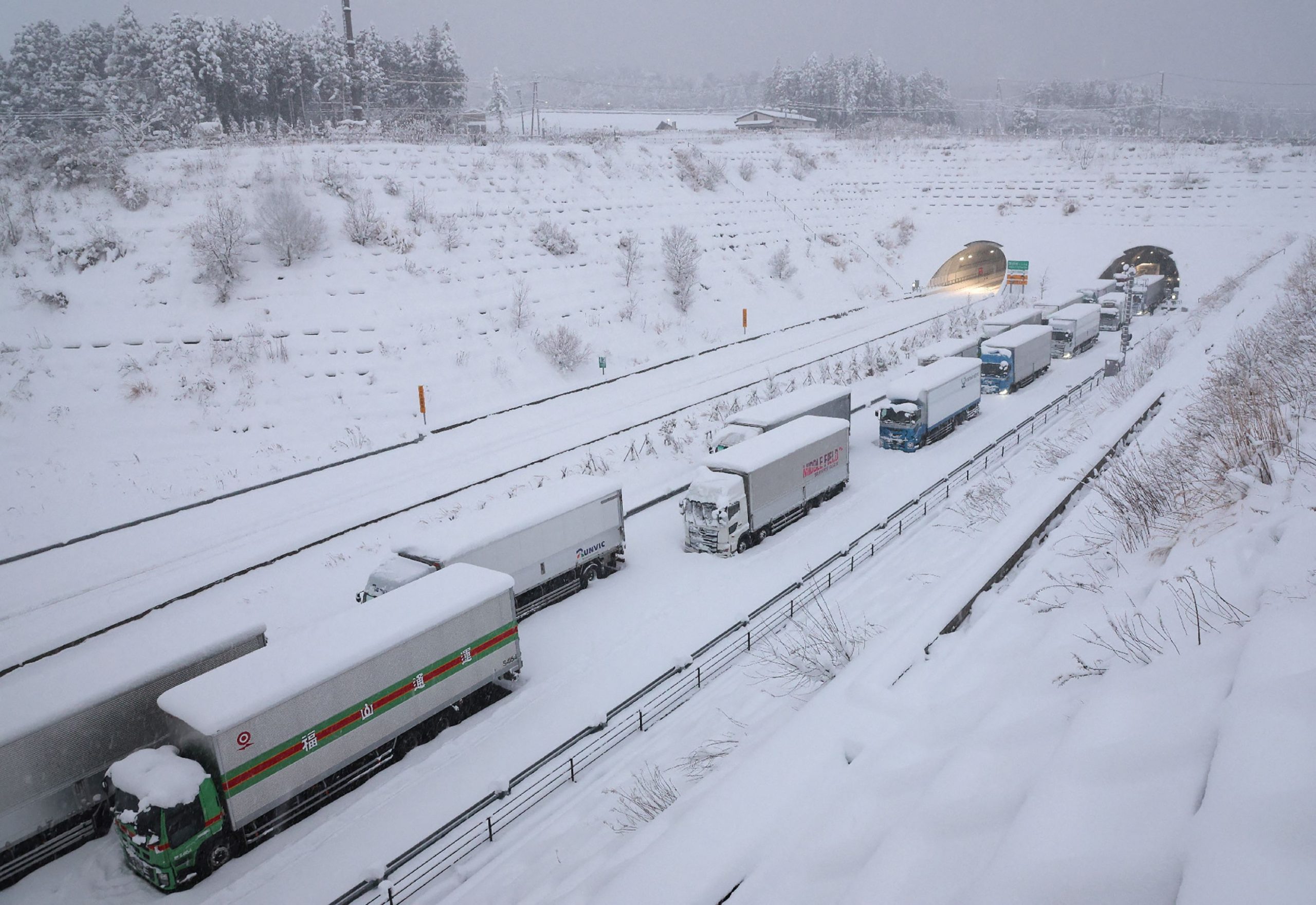 日本山形县大蔵村降雪46厘米　韩国扩大雪预警范围