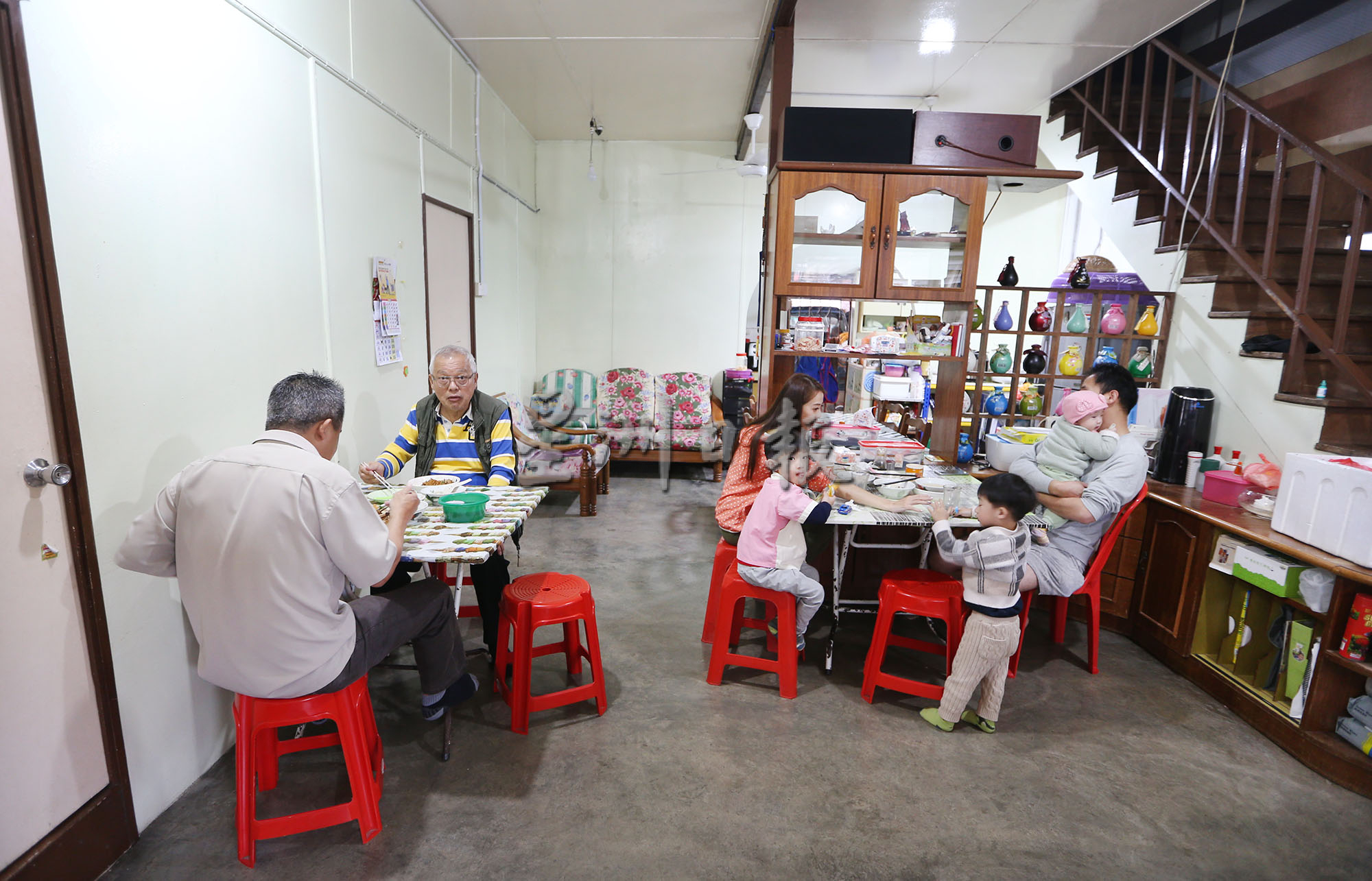 【人气美食】／金马仑住家式板面  彩虹四色最讨喜