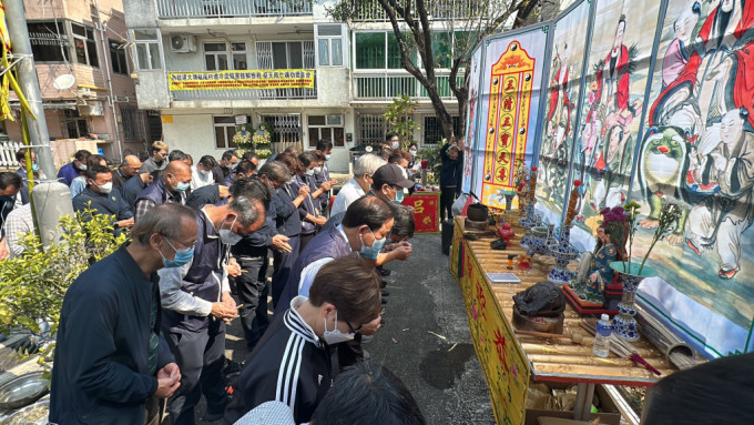 香港名媛碎尸案：龙尾村有村民受困扰“完全睡不着觉”进行法事超渡亡魂