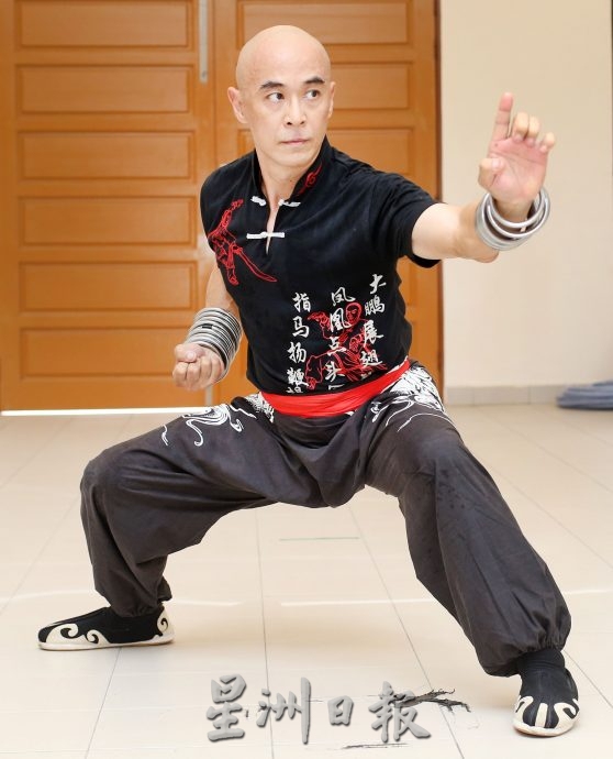  ★／【十八般武艺】／洪拳 少林拳 刀 枪 剑 棍 子母刀 春秋大刀  郑永樑习武30年展精气神  ​