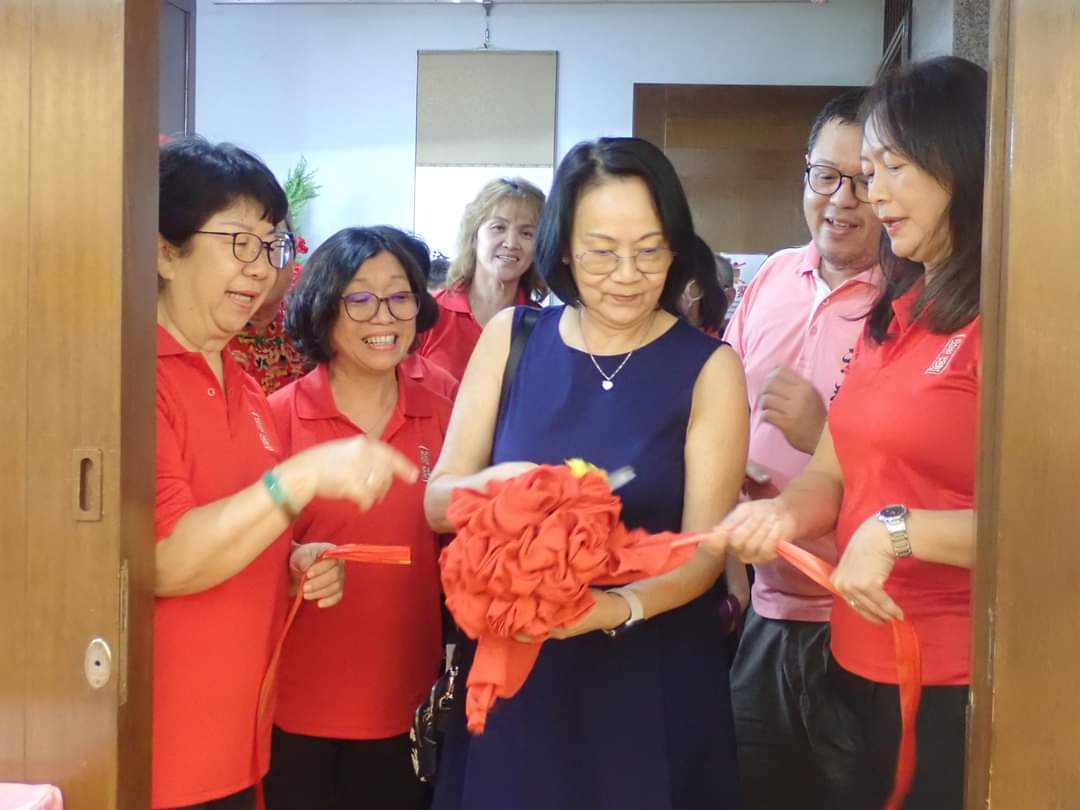 《墨香芳园》缅怀陈廷芳先生书画展展出68幅书画作品，并且免费开放参观。