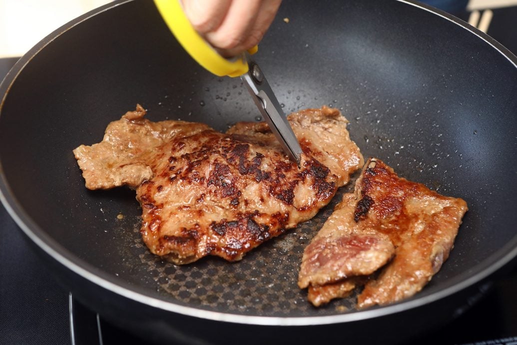 厨艺空间 | 肉干肉扒沙爹串 黑毛猪料理肉香四溢