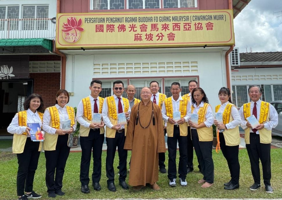 **已签发**柔：头条之一：时隔3年重访新马寺，心保和尚：来关心大家