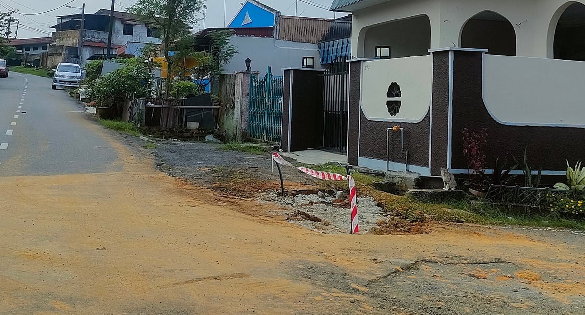 柔：地下水管陈旧频破裂  古来哥打路住区又制水