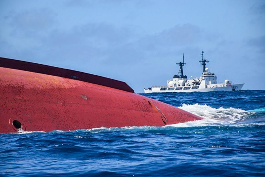 中国渔船上周翻覆斯里兰卡海军寻获14遗体- 国际- 带你看世界