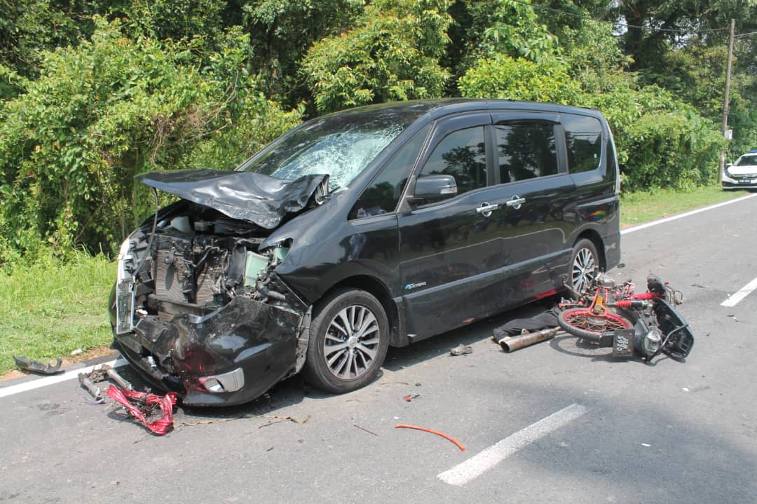  15歲哥哥載2弟車禍亡  父親：他們說去附近店買雪糕