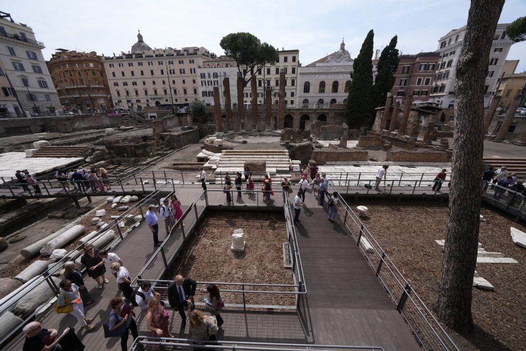 拼盘 古罗马四神庙、凯撒被刺遗址 对游客开放