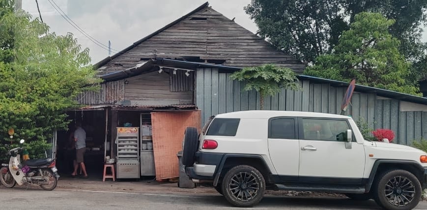 NS晏斗／烂板店卖住家菜闻名，南马游客包巴士来品尝