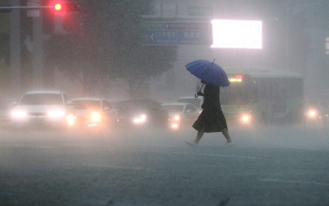 首尔再降惊人暴雨！地铁紧急停驶15分钟　老翁丧命老妇失踪