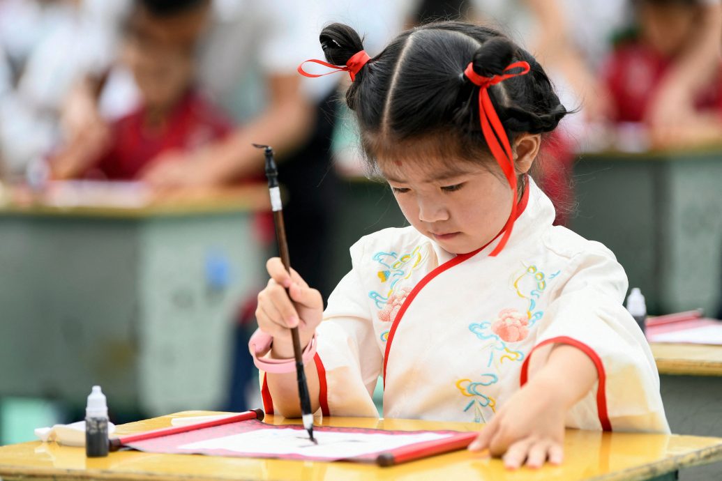 中国拟禁幼稚园教授小学课程  有家长忧孩子跟不上