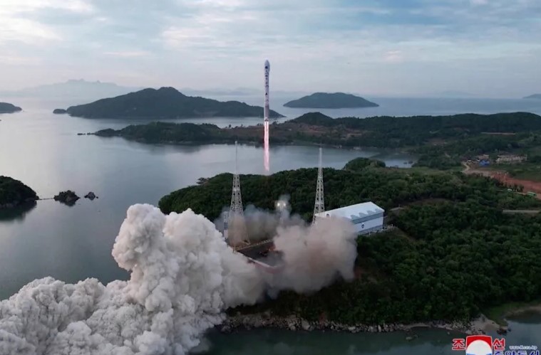 韩国情报院：朝鲜或针对美韩日峰会发射洲际弹道导弹