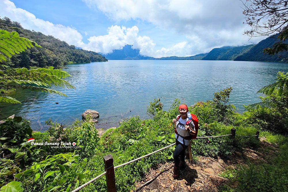 已审／封底（大北马）自媒体11登山 