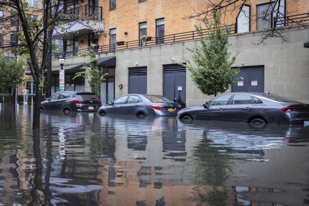 暴雨及洪水侵袭　纽约新泽西州进入紧急状态  