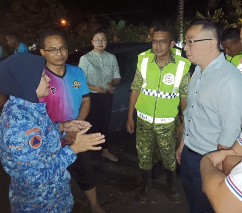 甘榜珍共473居民紧急疏散 美冷豪雨河水泛滥成灾