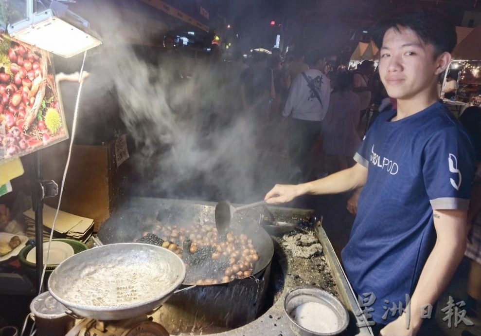 壩羅步行街開放第二週 市民遊客續湧入