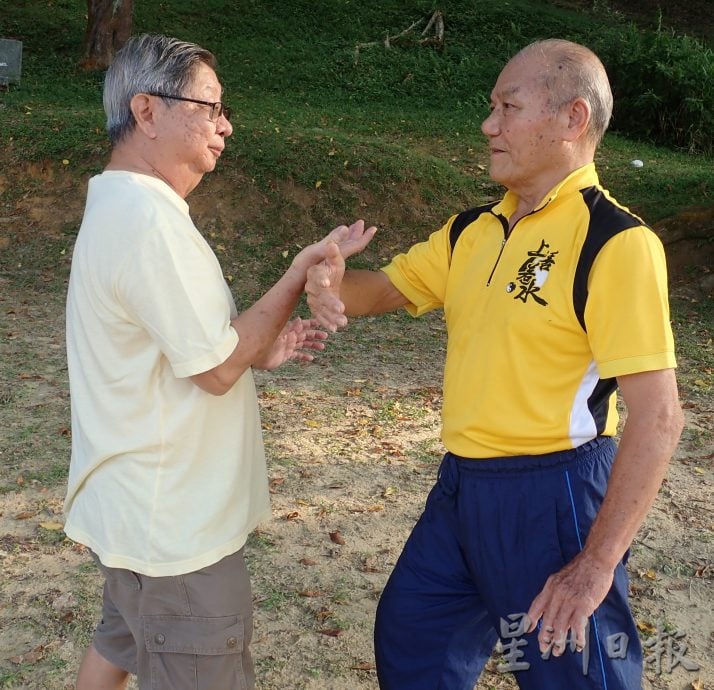 霹：6日见报／【十八般武艺】杨家太极拳