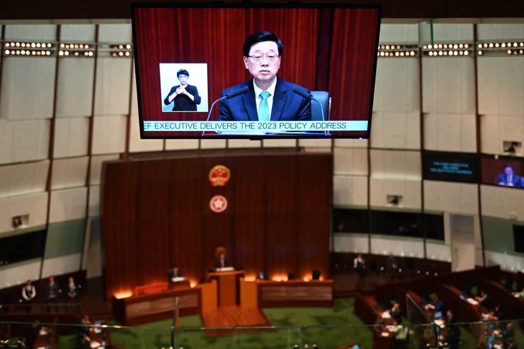 香港特首：明年制定新的港区国安法