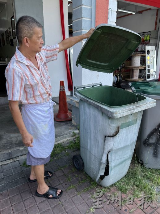 （古城封面主文）商家面对清沟及收垃圾工友的不配合 默迪卡柏迈5路商业区卫生欠佳