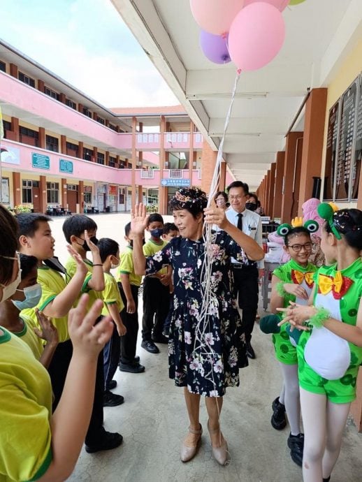 NS马口:一生仅在一间学校服务，马身新村华小教师服务34年后退休