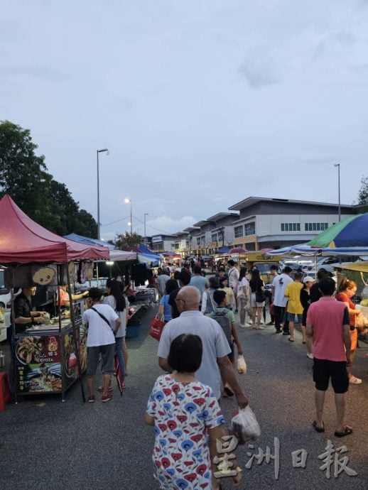 3000人逛 熟食卖完 车龙2公里 华城湖畔夜市响头炮