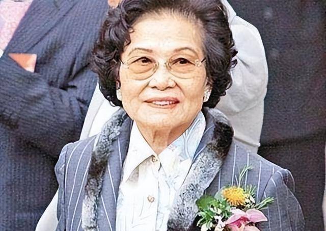 拼盤∕467億身家 94歲的鄺肖卿首次成為中國女首富