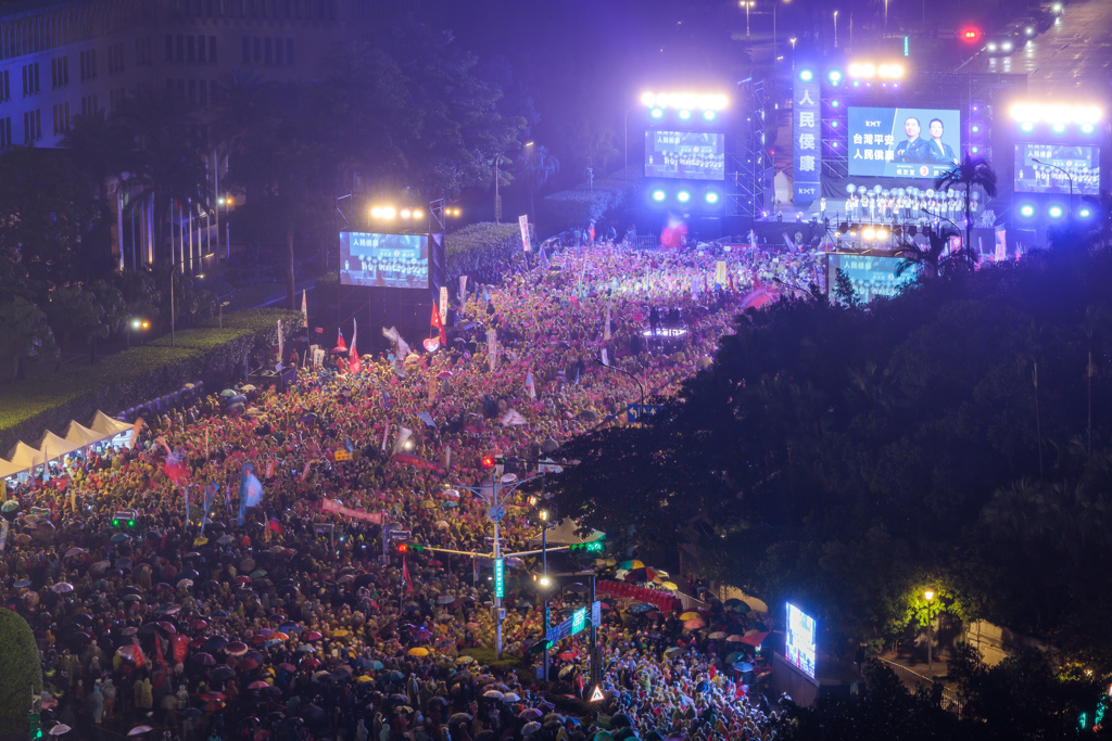 侯康凯道造势登场  料有6万人力挺