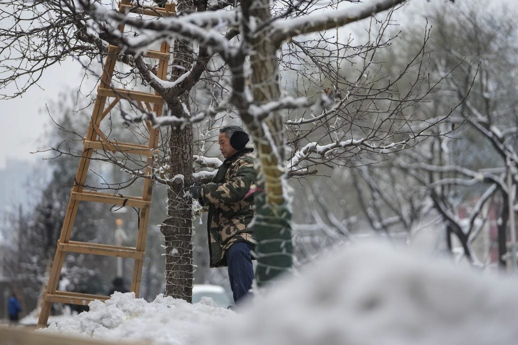 北京大雪学校停课景区关闭  号召全民参与扫雪铲冰