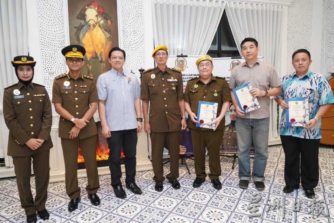 兵如港警卫局颁委任状 曾敏凯：兵志愿队服务活跃