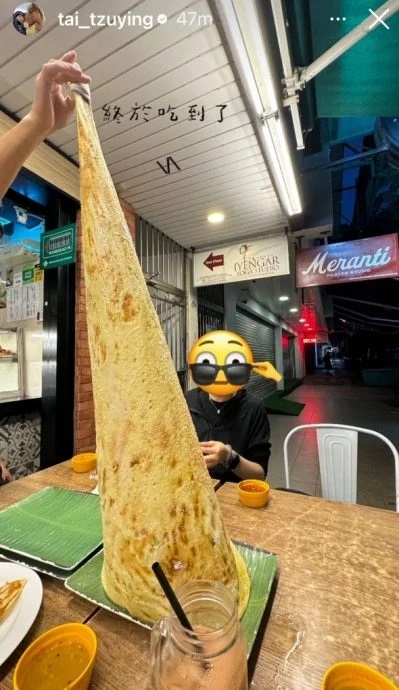 惊叹Roti Tisu好高！  小戴很喜欢印度煎饼