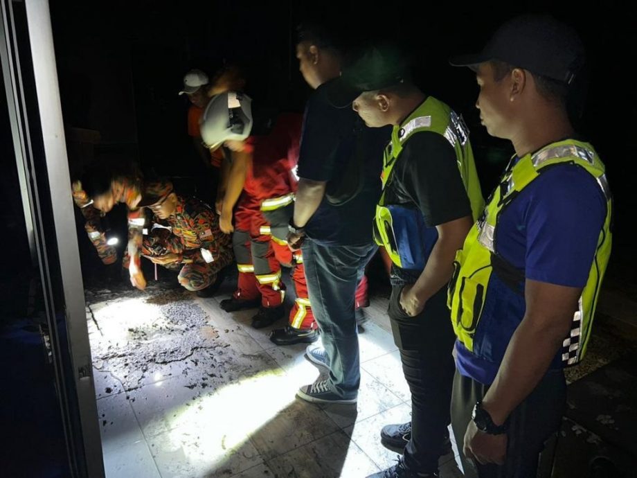 柔： 清真寺祈祷室接连火患  警方以蓄意纵火案调查