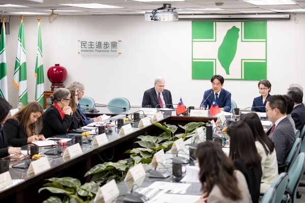 赖清德接见美国代表团　承诺将努力维护台海和平与稳定 