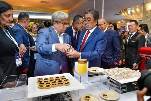 补图//棕油  DATUK SERI JOHARI ABDUL GHANI:KL15_05032024_JOHARIGHANI