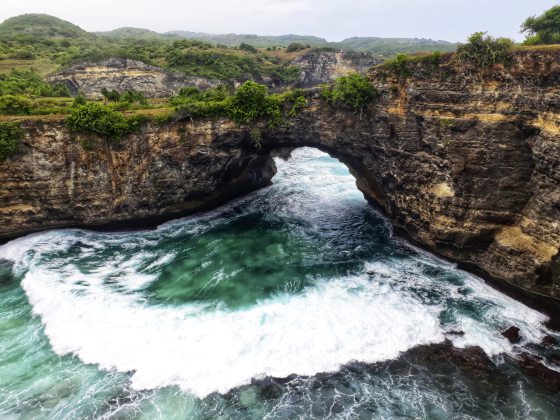 【印尼】珀尼达岛（Nusa Penida）●海蓝深邃