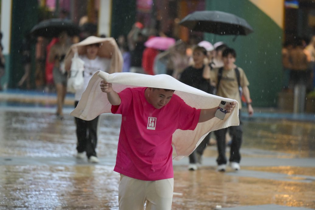 中国南方连日暴雨 广东“50年一遇”大洪水