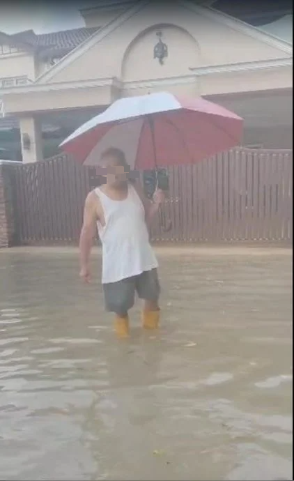 大都会/绿林镇半小时大雨淹水居民火大