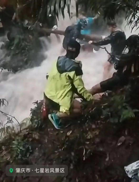 天下事)中国南方连日暴雨 广东“50年一遇”大洪水