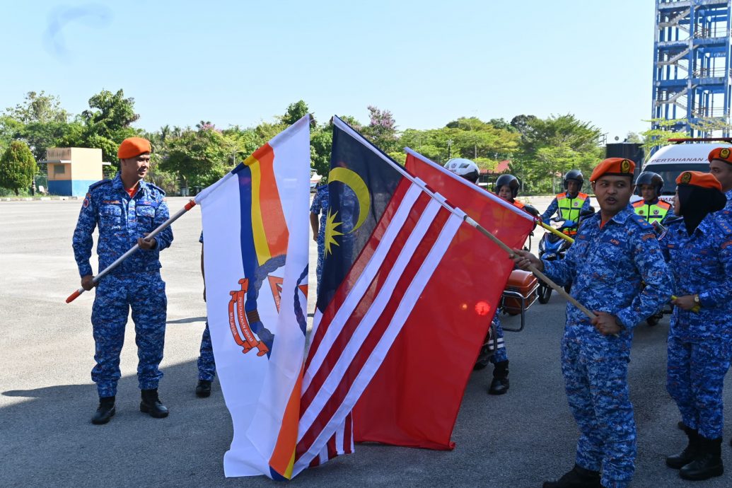 （大北马）吉打民防卫队60名队员开斋节站岗。